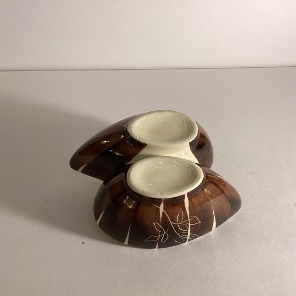 Puritan pottery jelly and jam dish, Intaglio pattern. - Picture 5 of 6